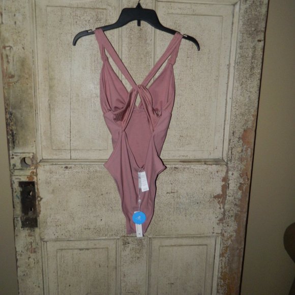 CUPSHE Women's V Neck Criss Cross Backless Rib One Piece Swimsuit Hipster (HH-3) - Picture 2 of 5